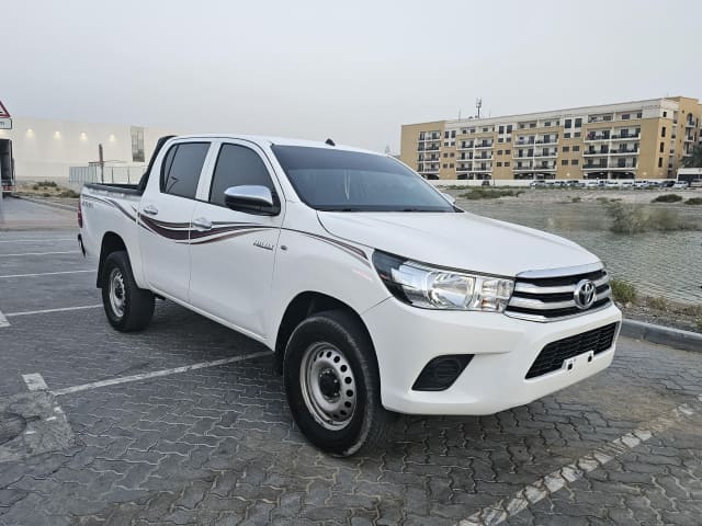 2019 TOYOTA Hilux, 