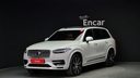 2022 VOLVO XC90