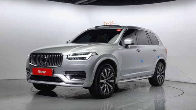 2020 VOLVO XC90