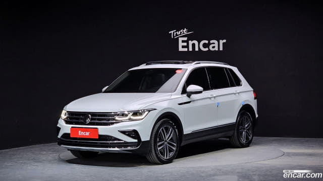 2023 VOLKSWAGEN Tiguan