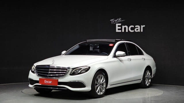 2019 MERCEDES-BENZ E-Class