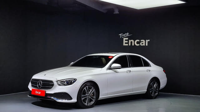 2021 MERCEDES-BENZ E-Class