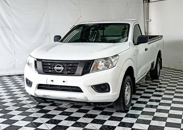 2017 NISSAN Navara