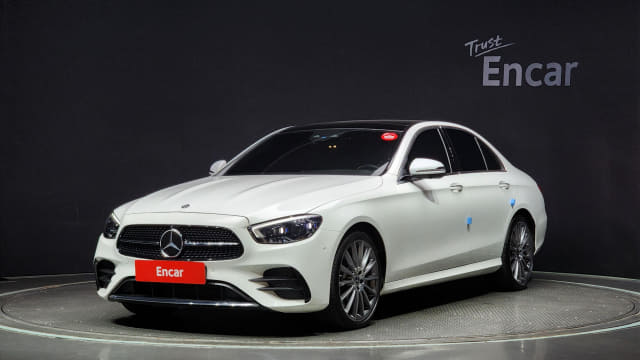 2021 MERCEDES-BENZ E-Class