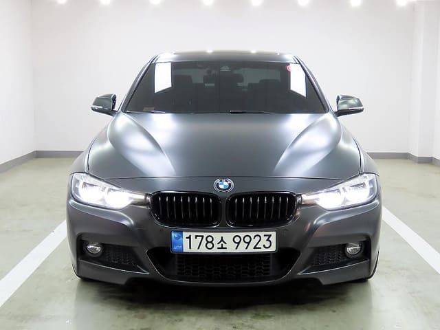 2018 BMW 3 Series