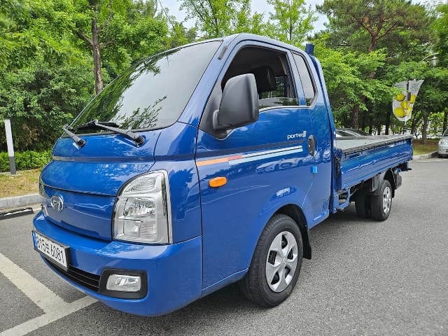 2022 HYUNDAI Porter