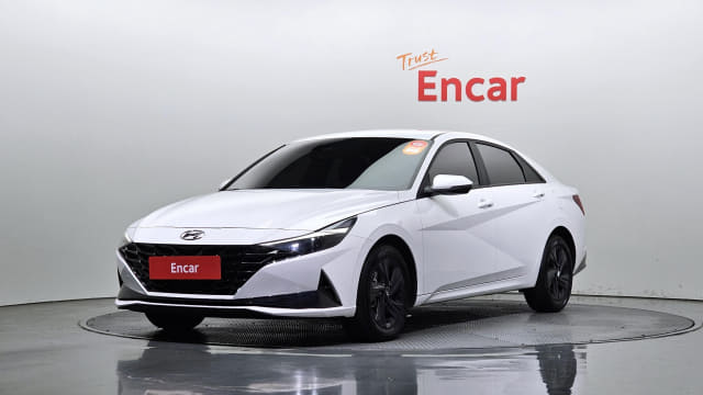 2023 HYUNDAI Avante (Elantra)