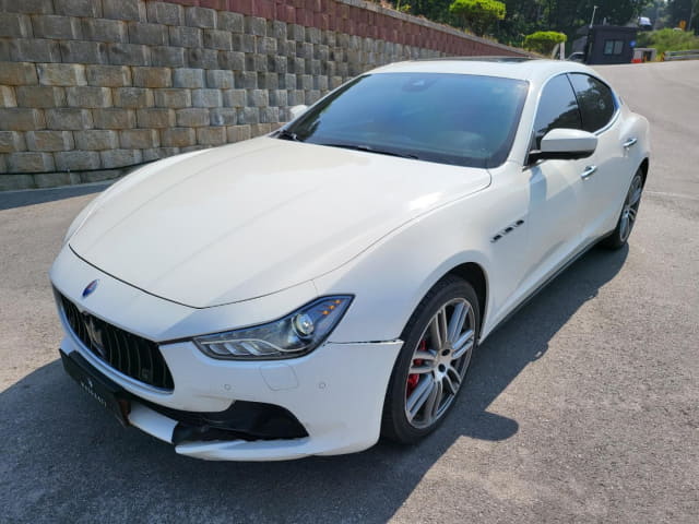 2017 Maserati Ghibli