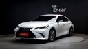 2022 LEXUS ES