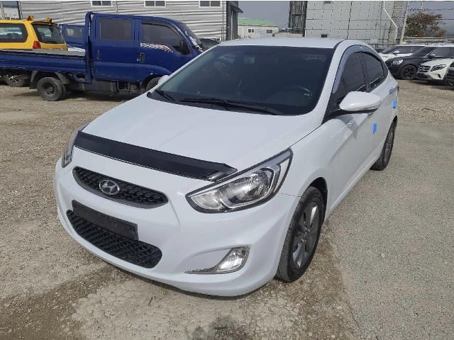 2018 HYUNDAI Accent