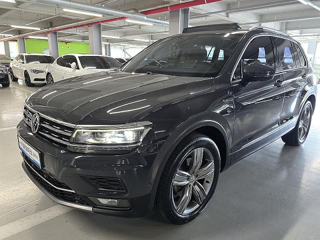 2018 VOLKSWAGEN Tiguan