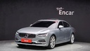 2019 VOLVO S90