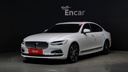 2022 VOLVO S90