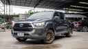 2021 TOYOTA Hilux, 