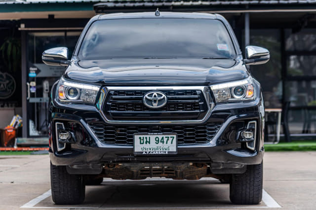 2019 TOYOTA Hilux