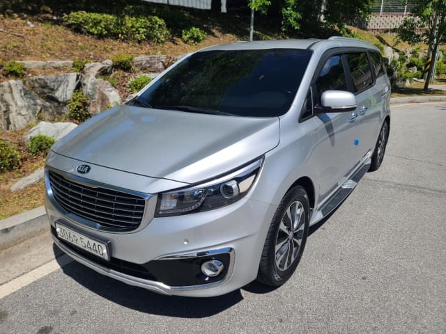 2018 KIA Carnival