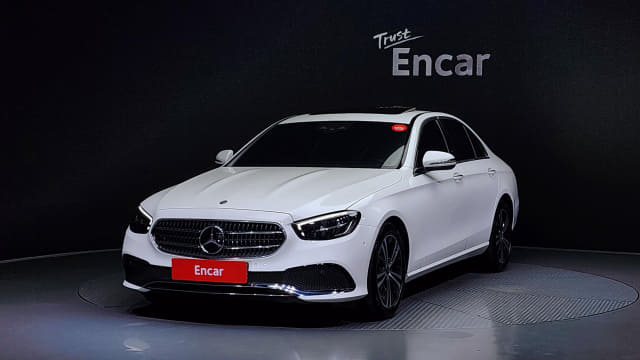 2021 MERCEDES-BENZ E-Class