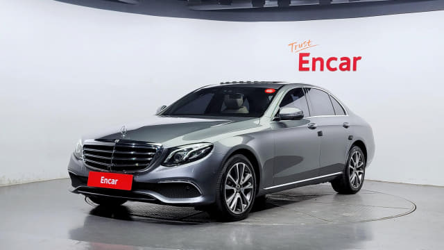 2018 MERCEDES-BENZ E-Class