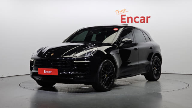 2017 Porsche MACAN