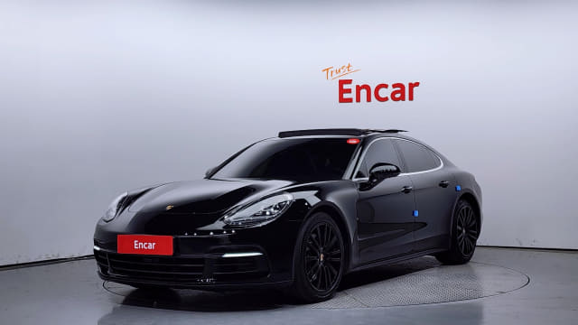 2018 Porsche Panamera