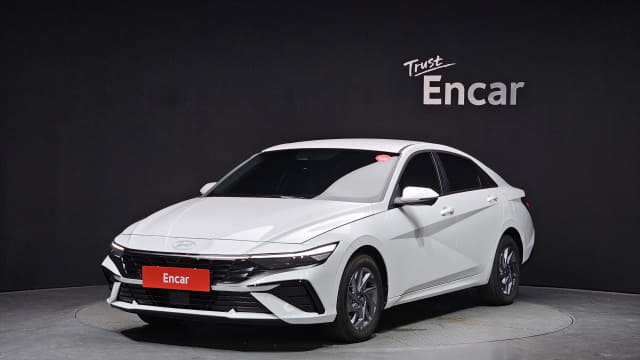 2024 HYUNDAI Avante (Elantra)