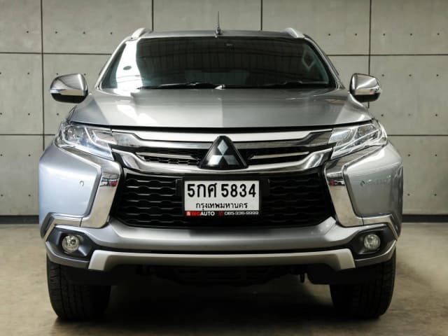 2017 MITSUBISHI Pajero