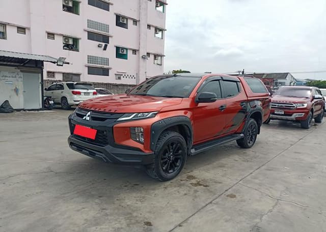 2021 MITSUBISHI Triton, 