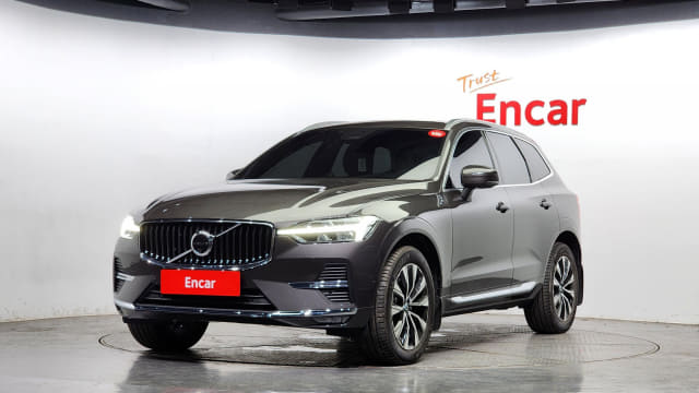 2024 VOLVO XC60