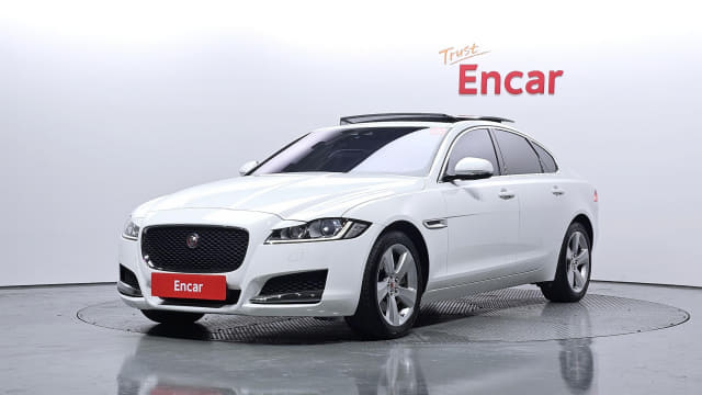 2018 JAGUAR XF