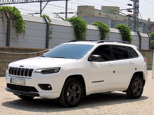 2021 JEEP Cherokee