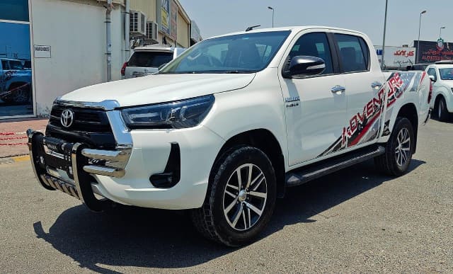 2016 TOYOTA Hilux