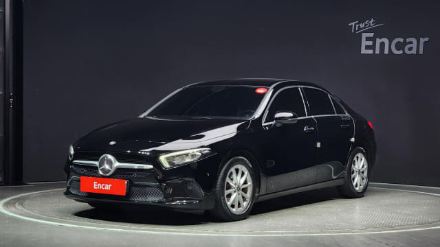 2020 MERCEDES-BENZ A-Class