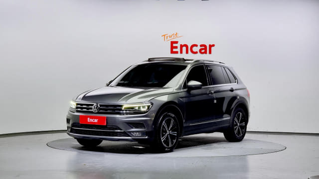 2020 VOLKSWAGEN Tiguan