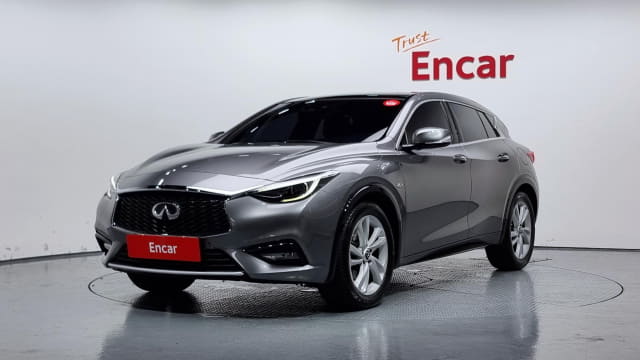 2019 Infiniti Q30