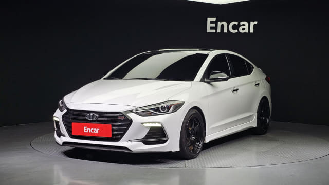 2018 HYUNDAI Avante (Elantra)