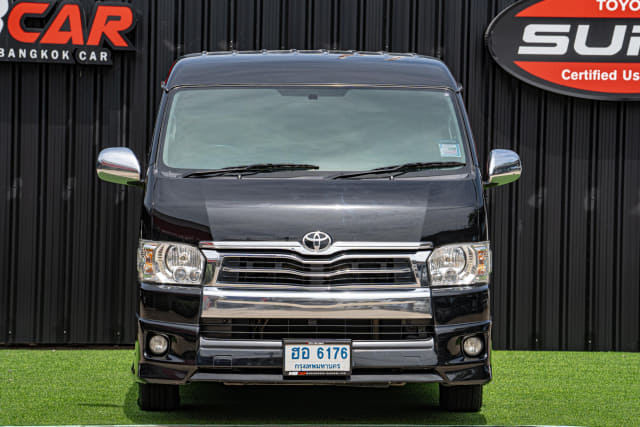 2018 TOYOTA Hiace Commuter