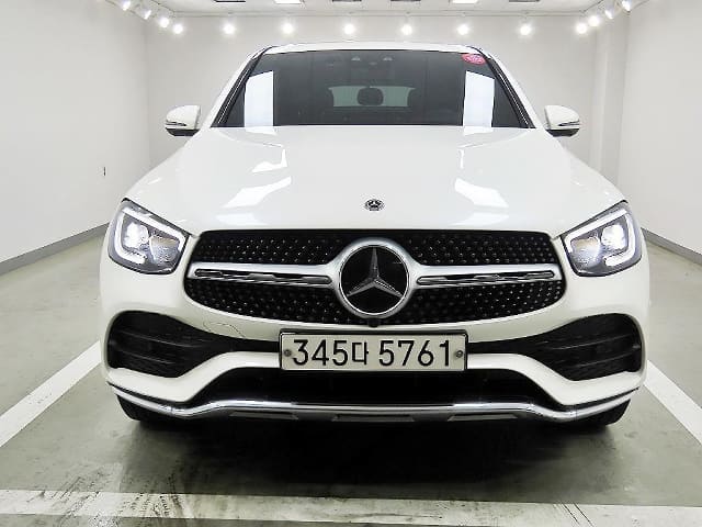 2023 MERCEDES-BENZ GLC-Class