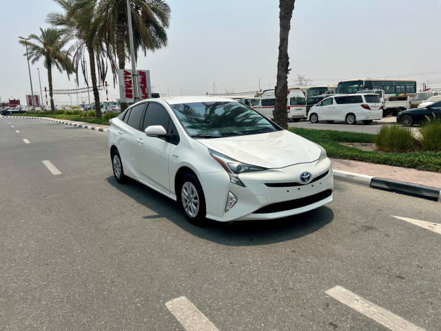 2018 TOYOTA Prius