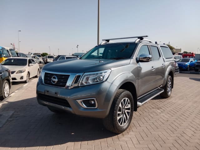 2017 NISSAN Navara