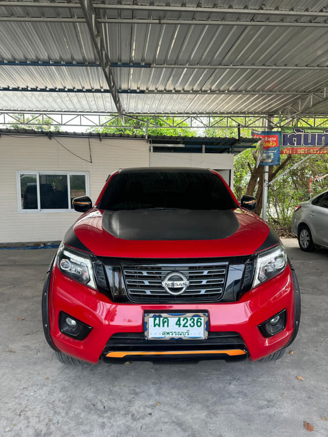 2019 NISSAN Navara