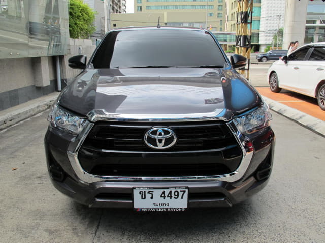 2023 TOYOTA Hilux