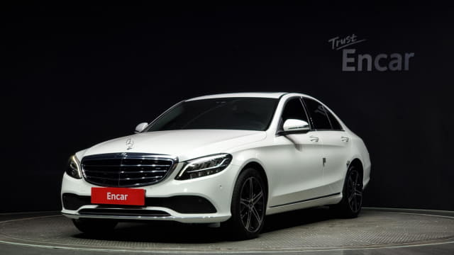 2019 MERCEDES-BENZ C-Class