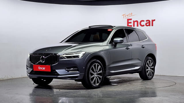 2021 VOLVO XC60