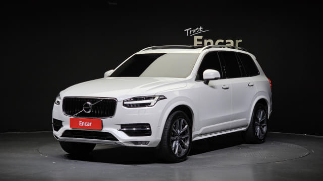 2019 VOLVO XC90