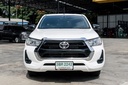 2021 TOYOTA Hilux