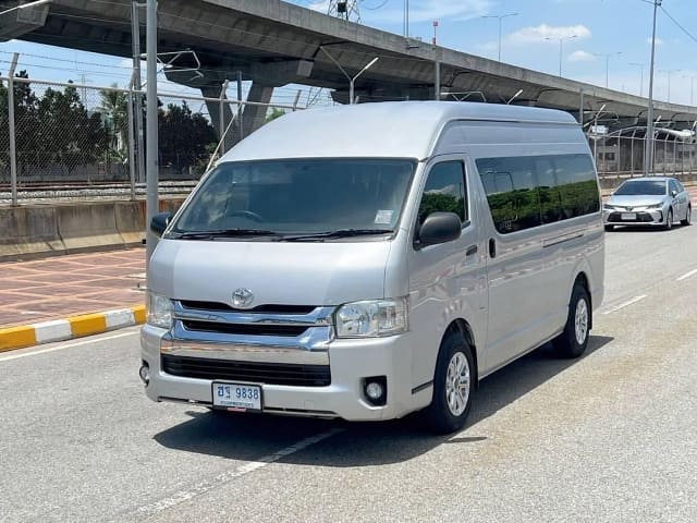 2018 TOYOTA Hiace Commuter