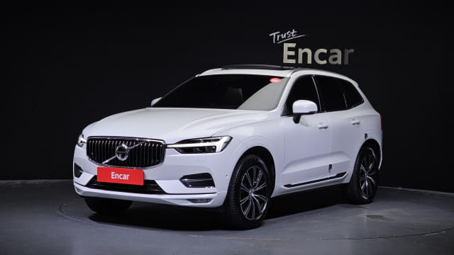 2021 VOLVO XC60