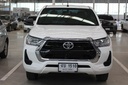 2022 TOYOTA Hilux