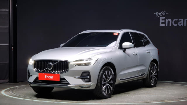 2023 VOLVO XC60, 