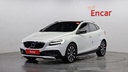 2019 VOLVO V40